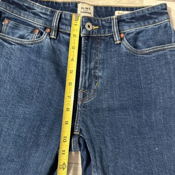 Flint and Tinder Men's Straight Fit Jeans Dark Blue Size 28 x 32 - Picture 12 of 13